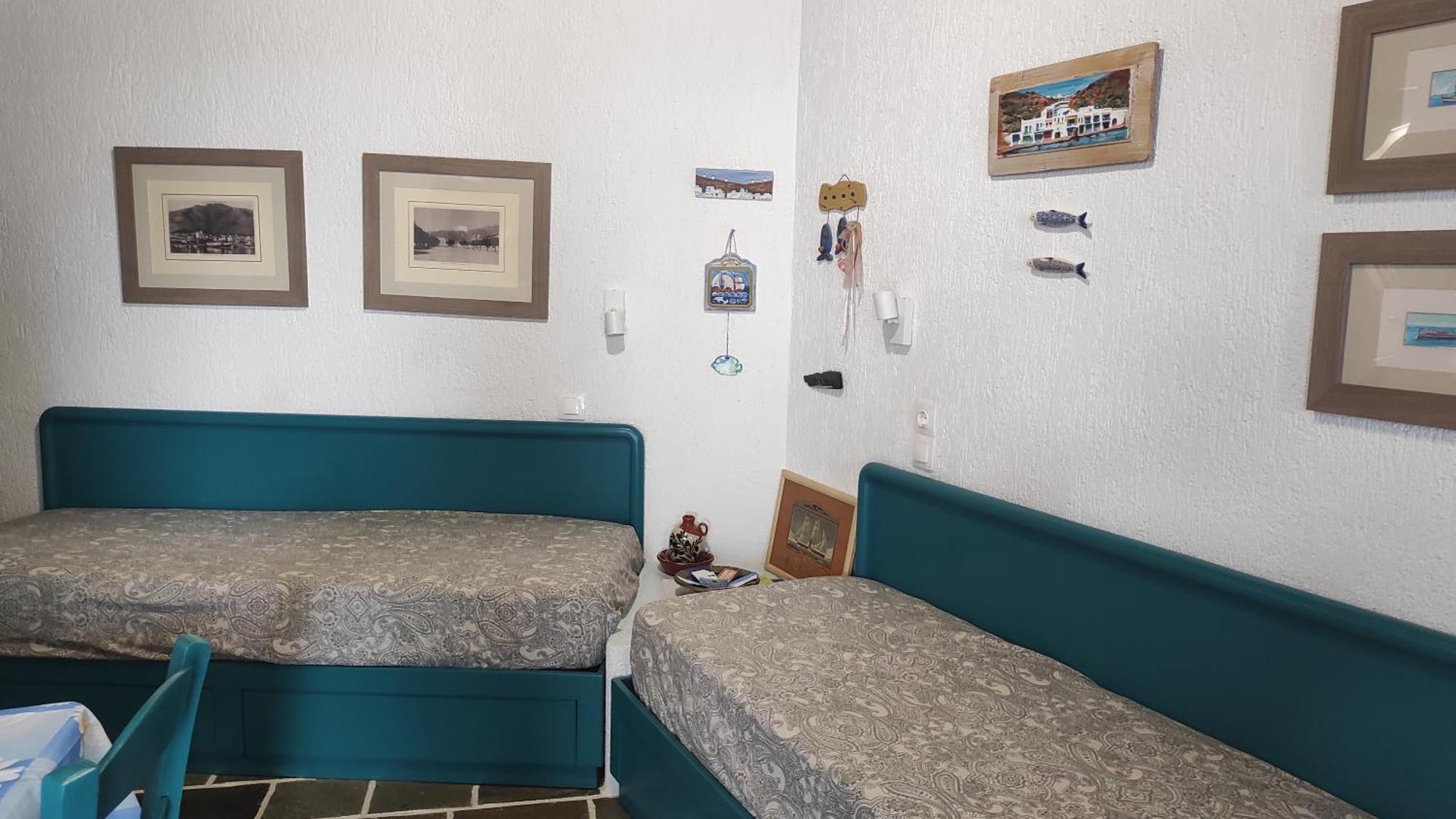 Chrysa'S Cottage House Каристос Экстерьер фото