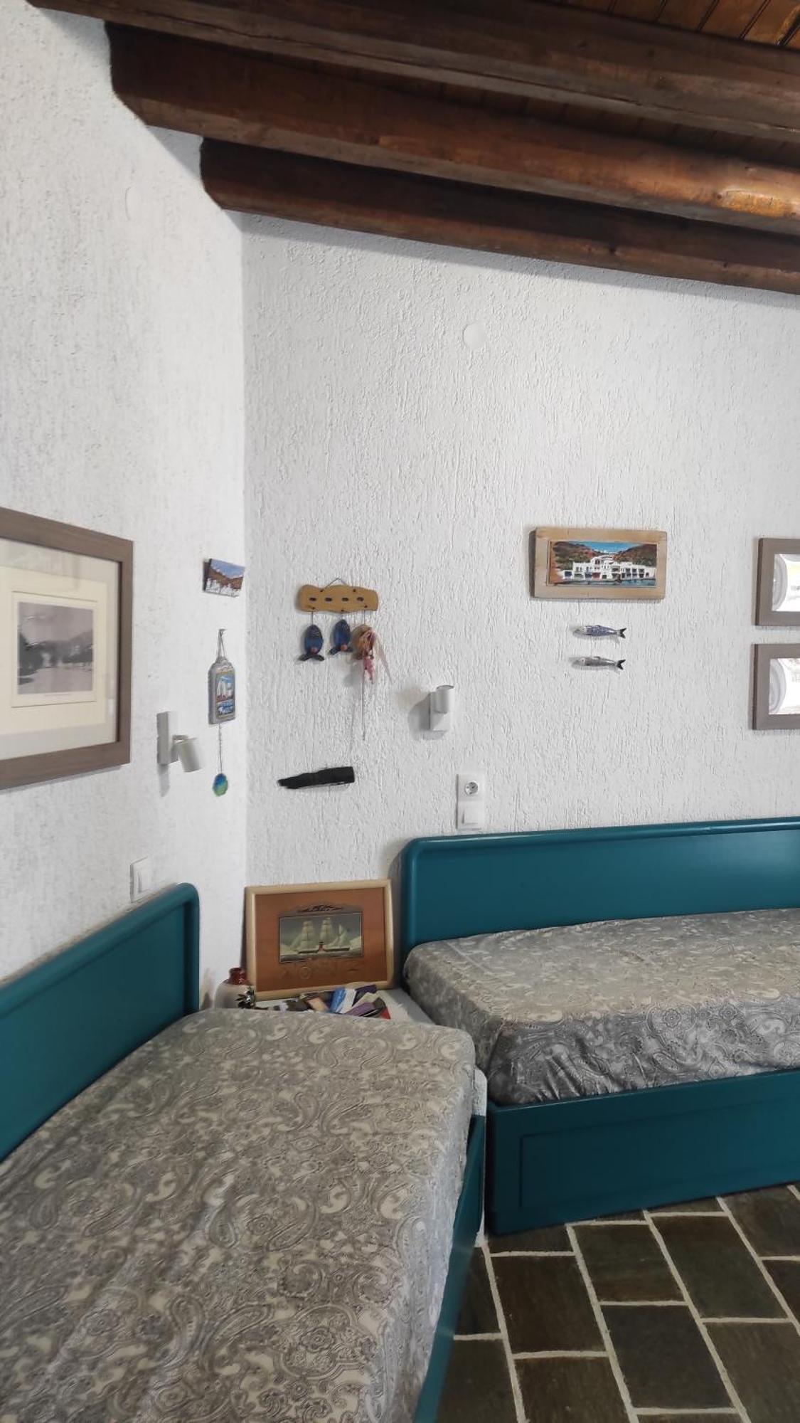Chrysa'S Cottage House Каристос Экстерьер фото